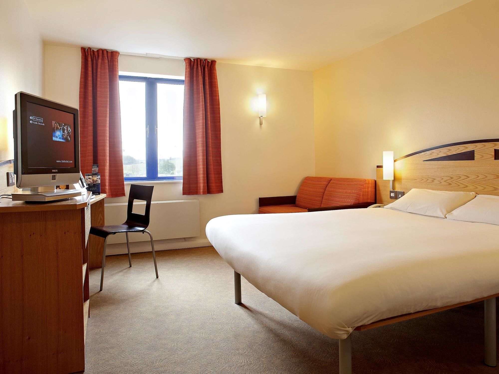 Ibis Rugby East Crick (Northamptonshire) Exterior foto